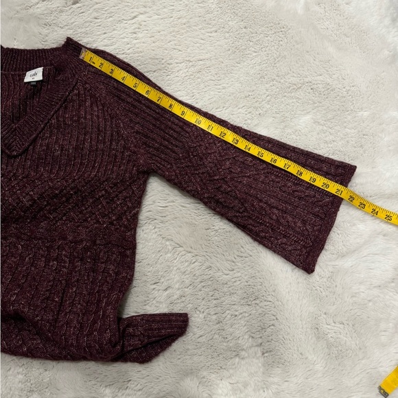 CAbi Chime V-Neck Pullover Sweater
Chunky Knit Maroon Sz : XS - Picture 8 of 10